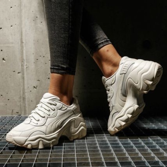 ISO $$$$ Puma Pulsar size 10.5 - Picture 2 of 3